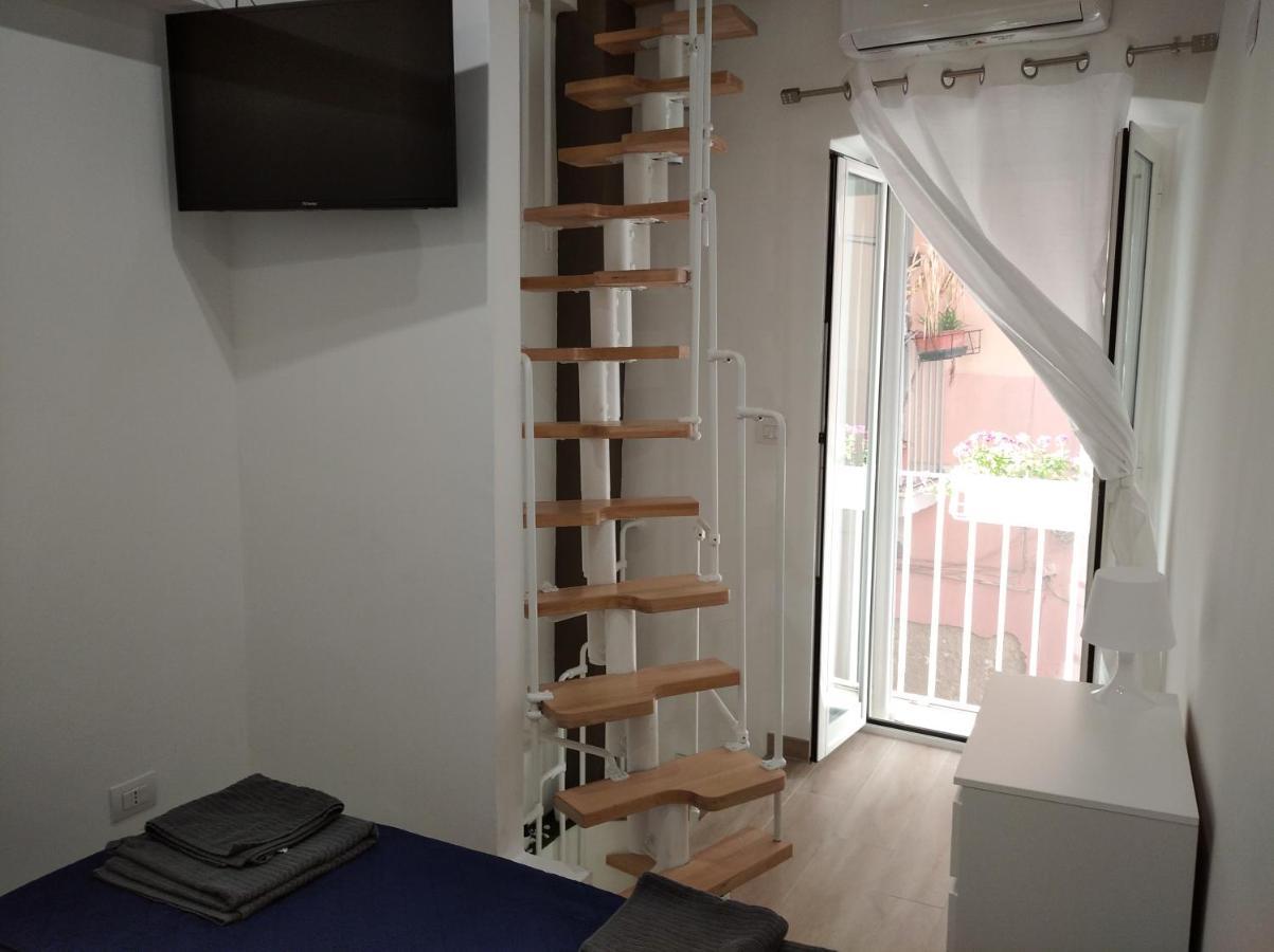 Mattia'S House 2 Apartment Bari Luaran gambar