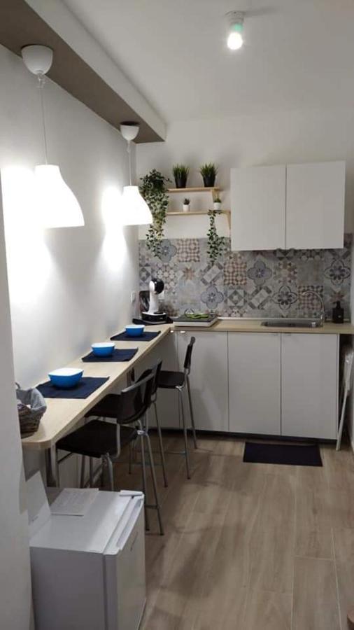 Mattia'S House 2 Apartment Bari Luaran gambar