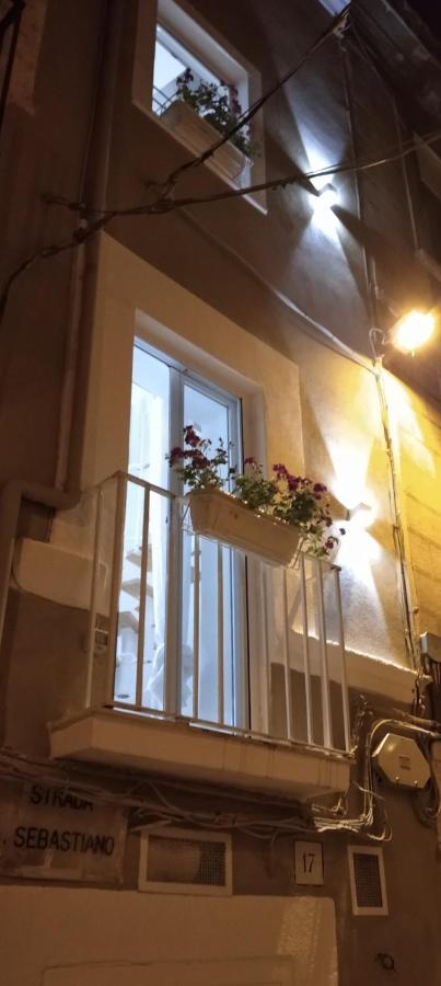 Mattia'S House 2 Apartment Bari Luaran gambar